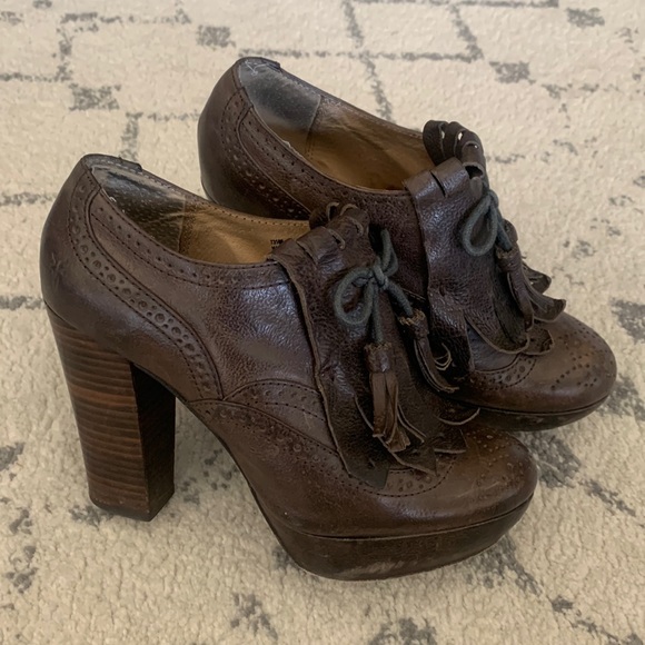 Frye Naiya Kiltie Oxford Chunky Heel Leather Shoe Bootie Sz 6.5 - Picture 1 of 6